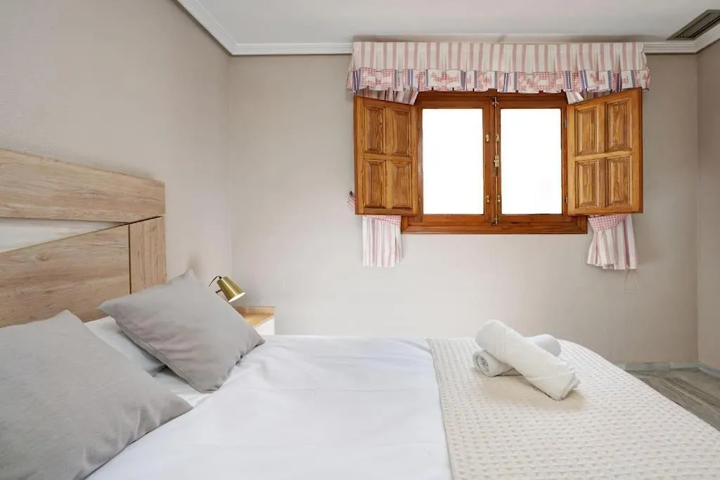 아파트 Apartamento Granada Centro. Atico Ayuntamiento