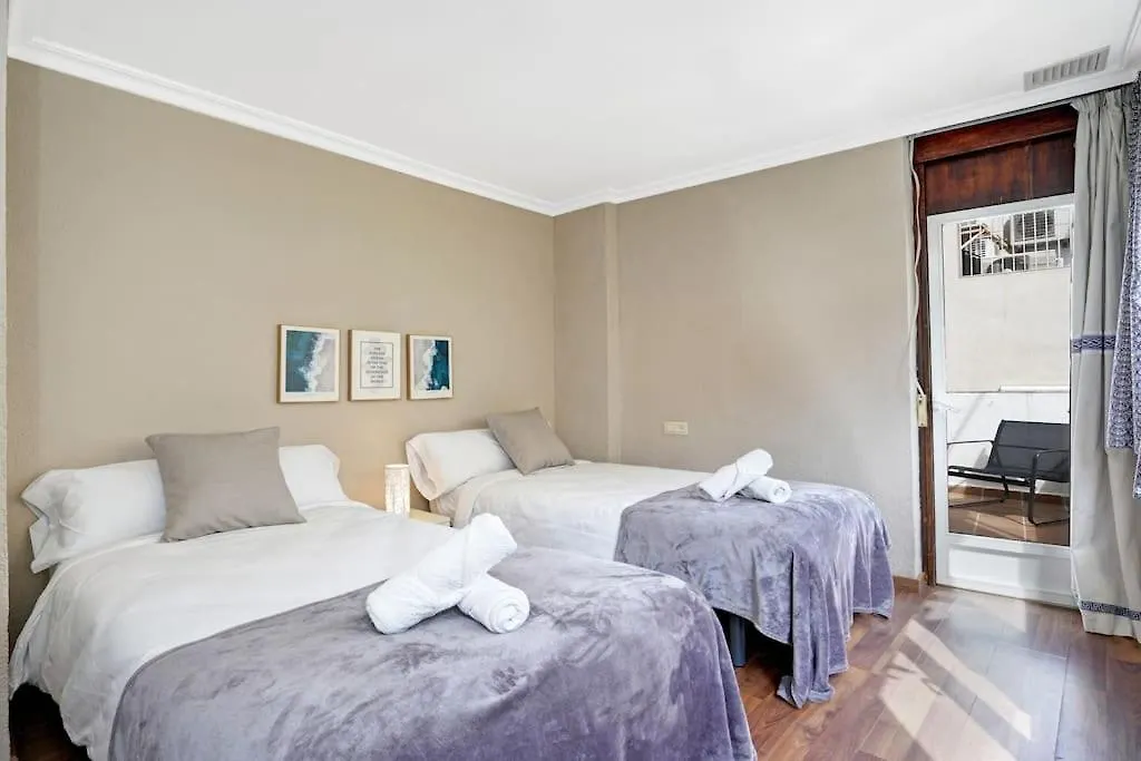Apartamento Granada Centro. Atico Ayuntamiento 아파트